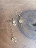 Parure feuille de Monstera strass dorée - collier et boucles d’oreilles assortis
