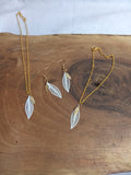 Parure feuille ajournée dorée - collier, bracelet et boucles d’oreilles assortis